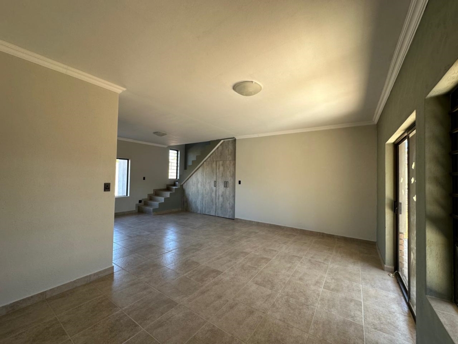 3 Bedroom Property for Sale in Waterval East North West